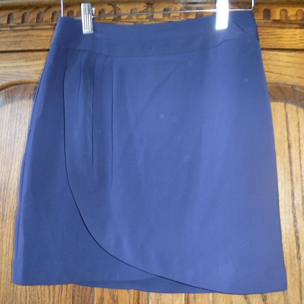 Navy mini skirt